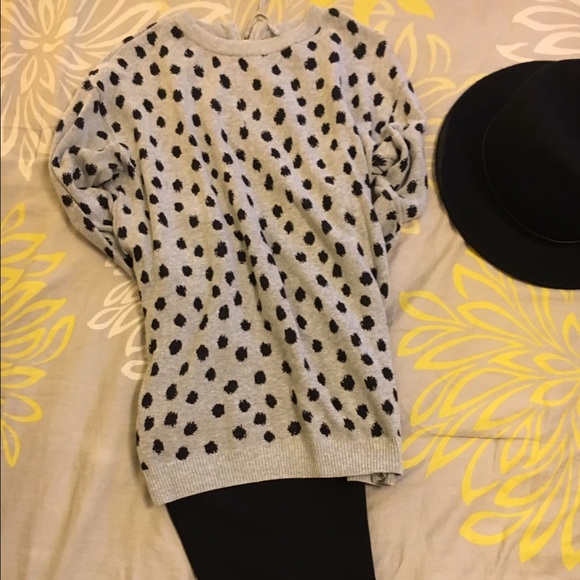 Black and gray leopard print sweater - Picture 1 of 2