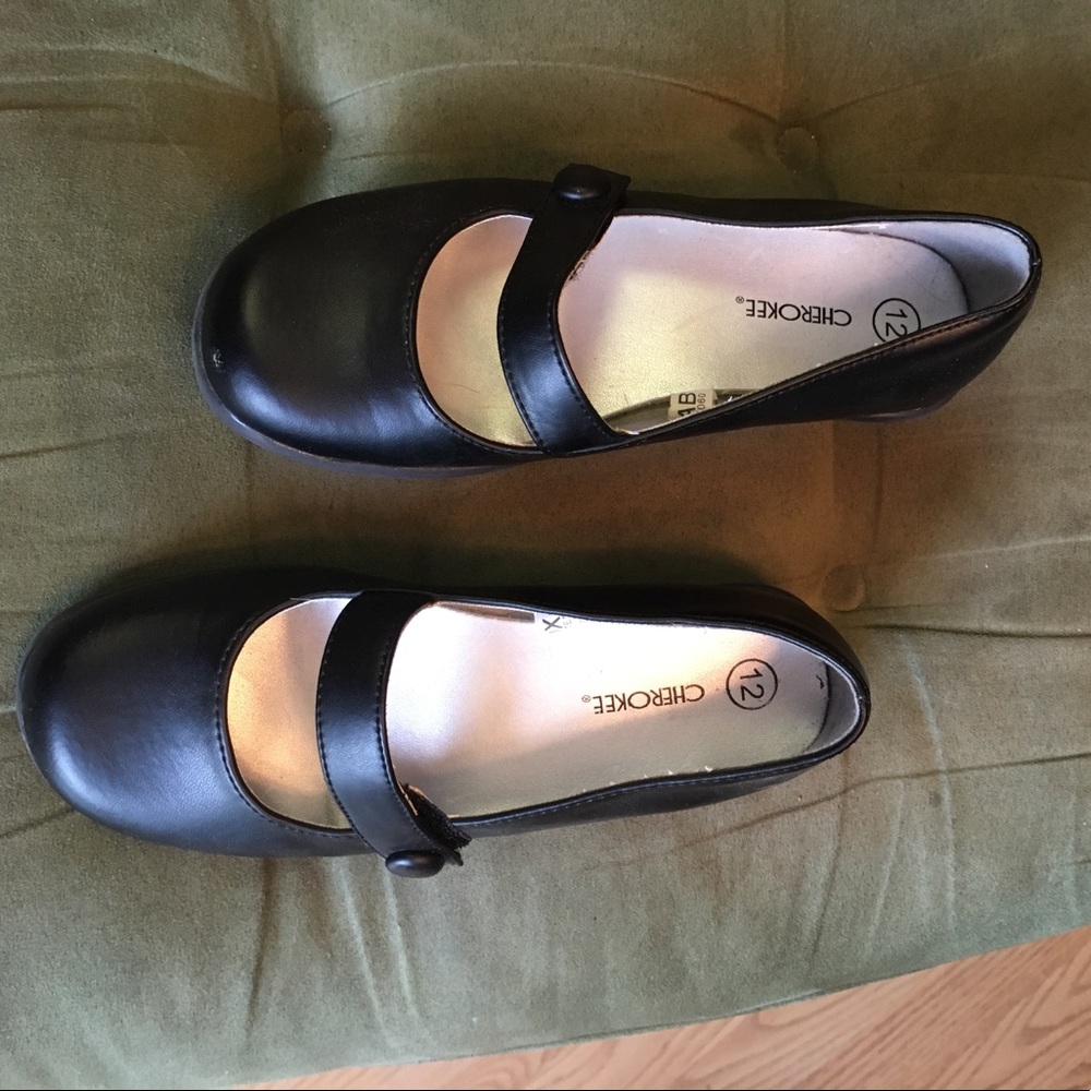 Black girls shoes size 12 Velcro strap