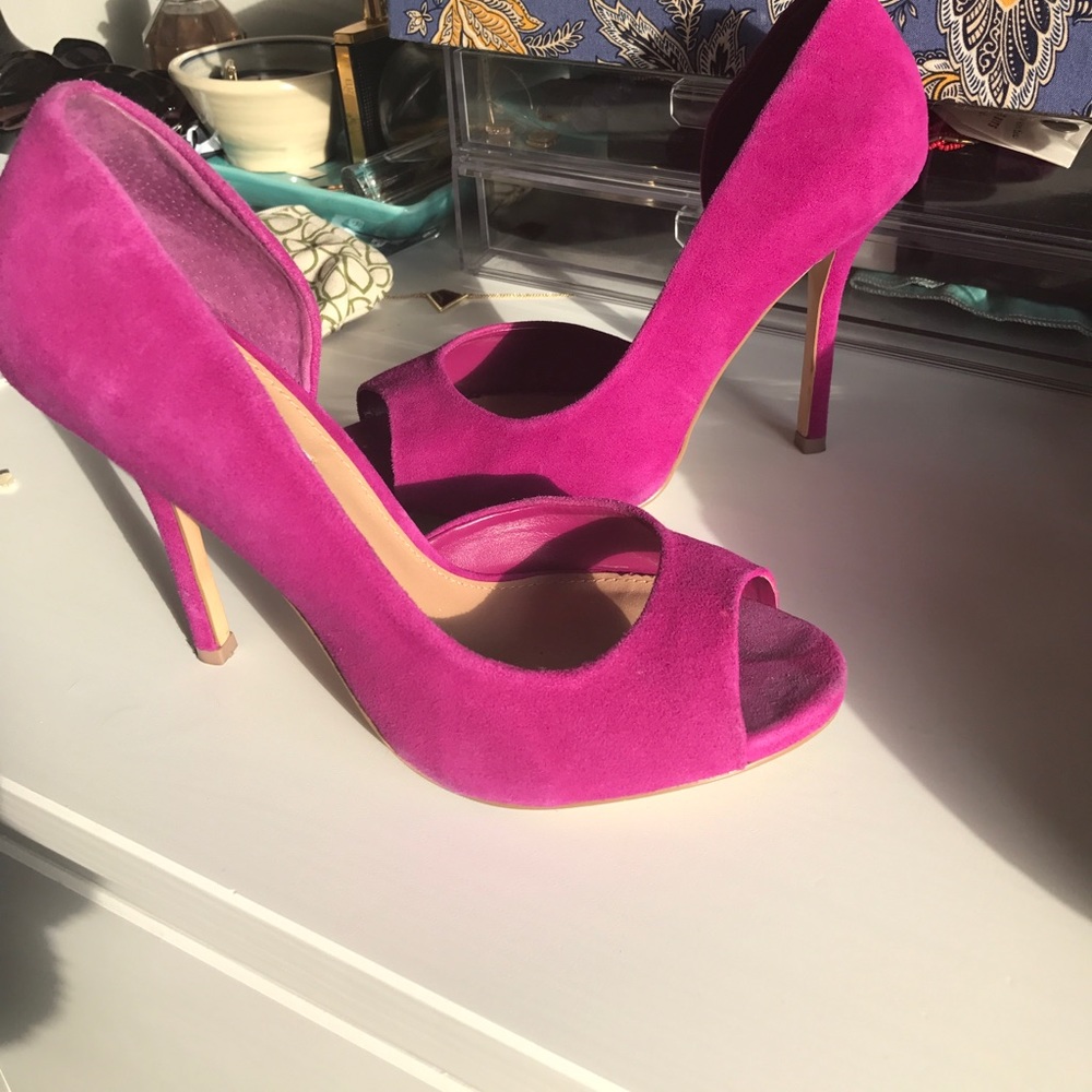 Steve Madden Peep Toe Pumps
