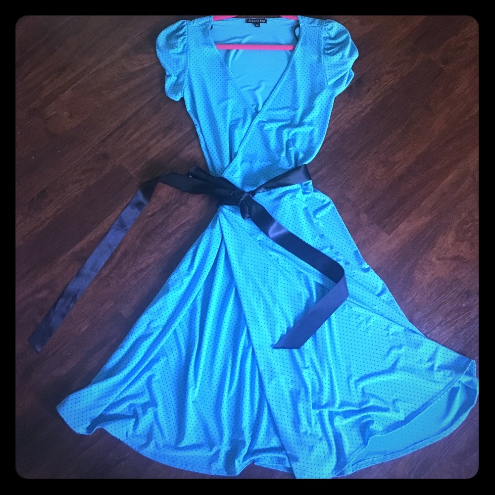 Small dress (or xsmall long) wraparound dress