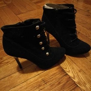 Brand New Black Suede Booties. Brand New Black Suede Booties.