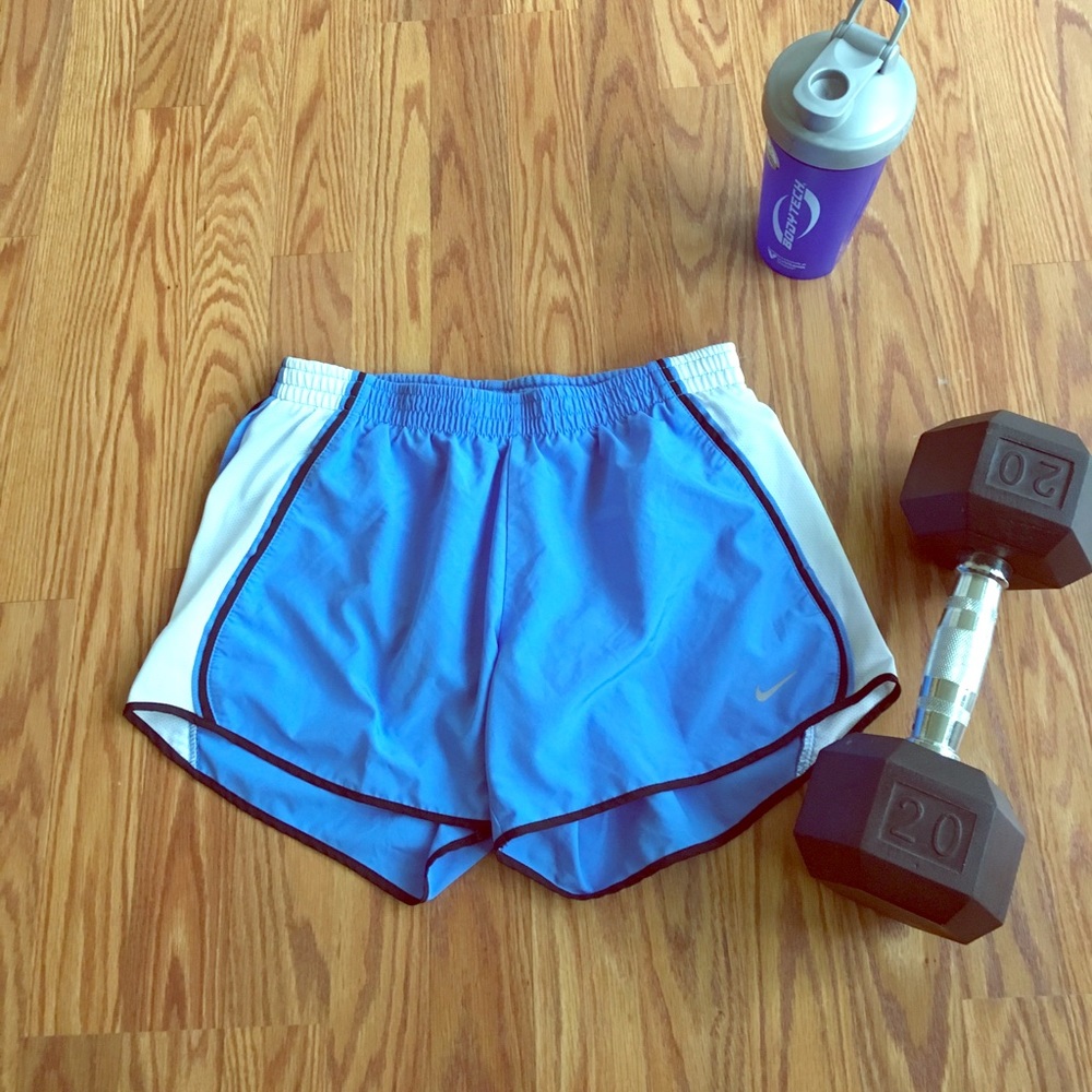 NIKE DRI-FIT Shorts🏃🏽‍♀️