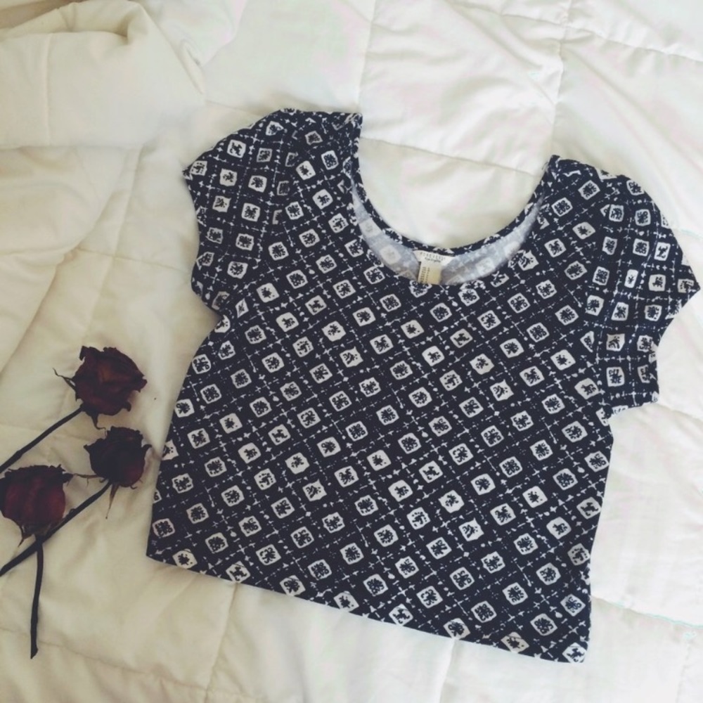 Purple printed crop top
