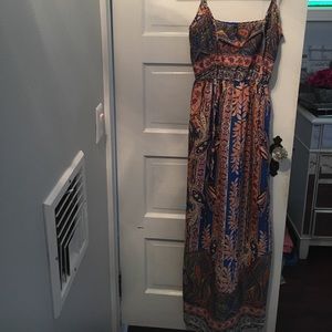Maxi dress