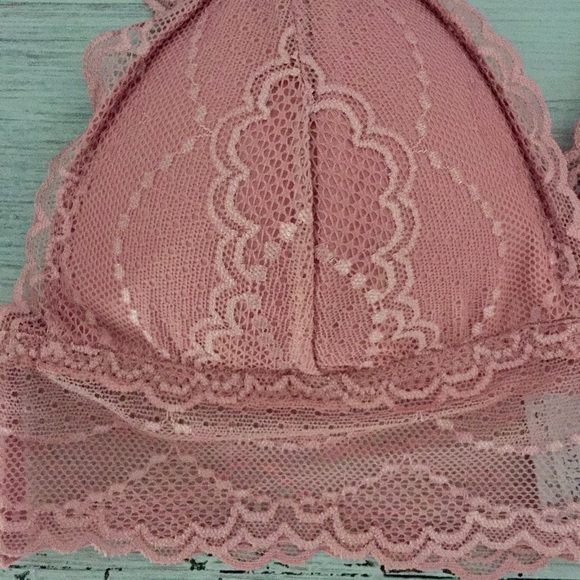 Gorgeous Mauve Lace Bralette - Picture 3 of 6