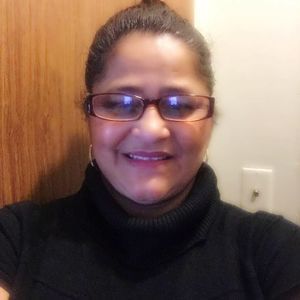 Meet your Posher, Andrea