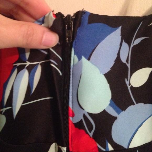 Vintage Hawaiian maxi dress - Picture 3 of 4