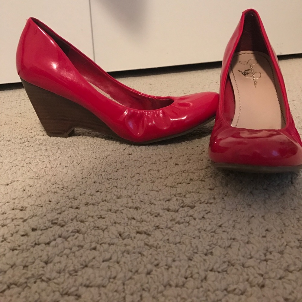 Jessica Simpson Red Short Wedges