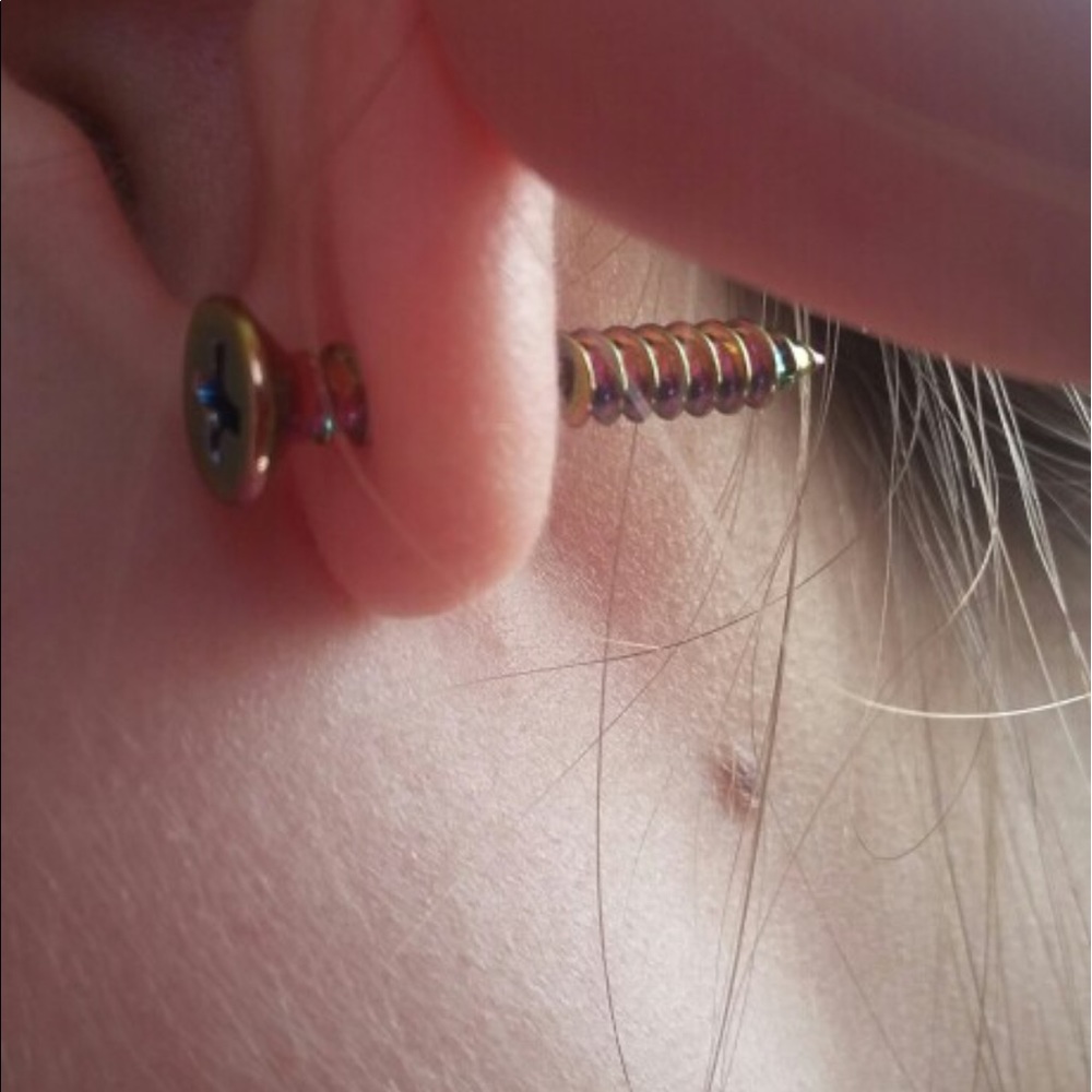 Punk Screw Pierced Biker Earring for Men or Women - Picture 8 of 8