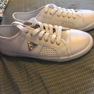 Size 9 1/2 GUESS sneakers