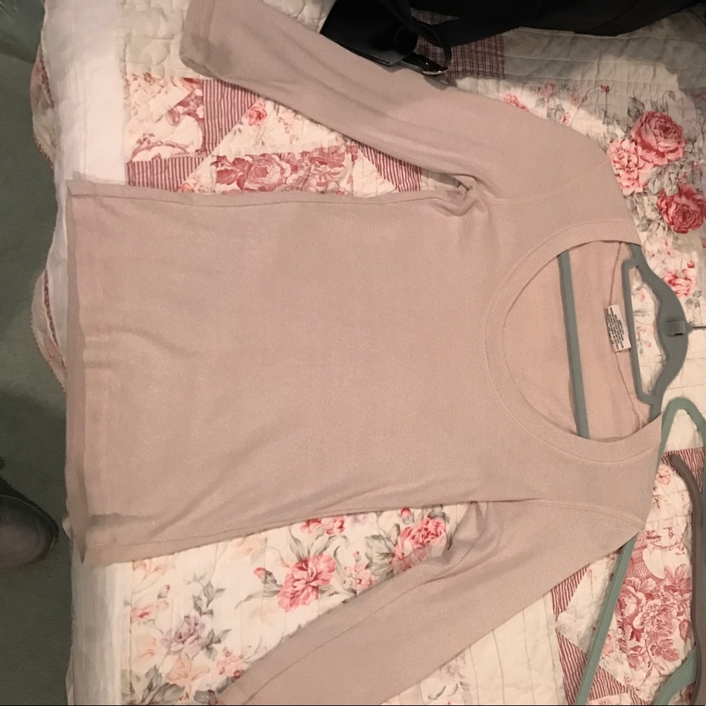 Michael stars beige shirt