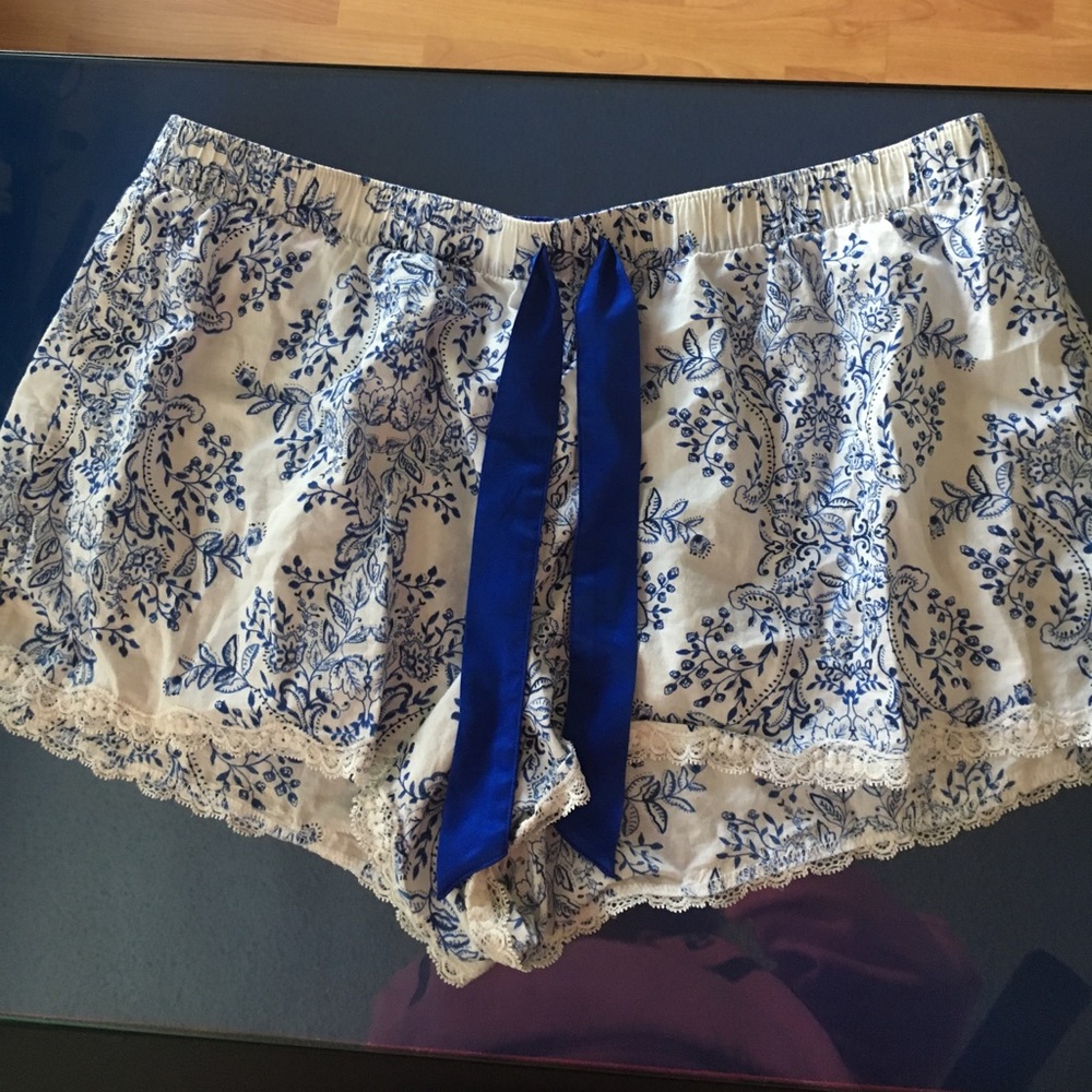 Like new $15