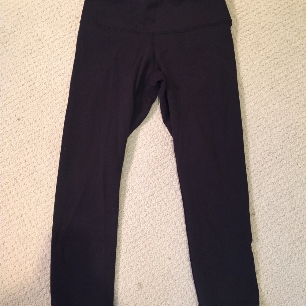 Lululemon Size 6 3/4 pant