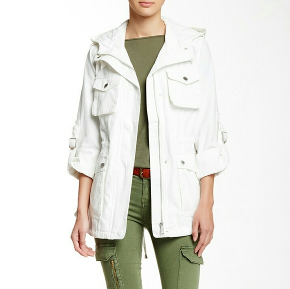 NWT BCBG White Jacket - Picture 1 of 2