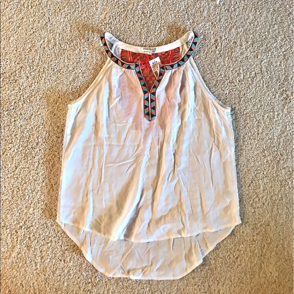 Chocolate Tops - ♻️LAST CHANCE! CLOSET CLEAR OUT! ♻️Tribal Top