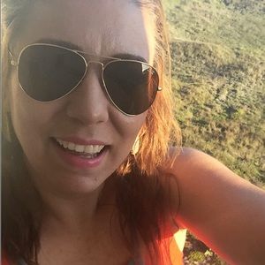 Meet your Posher, Sofia