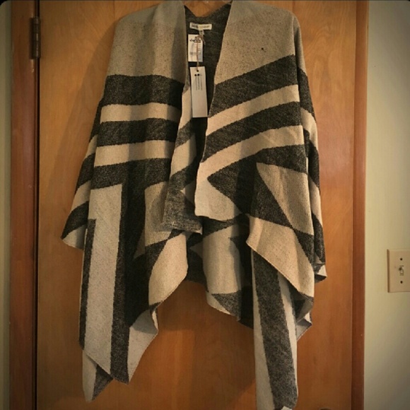 Charlotte Russe Tops - I Make Cozy Look Fabulous Cardigan