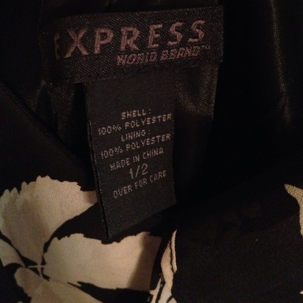 Express black and white floral dress size 1/2 - Picture 3 of 3
