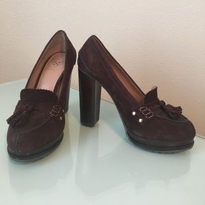 Vince Camuto brown suede heels