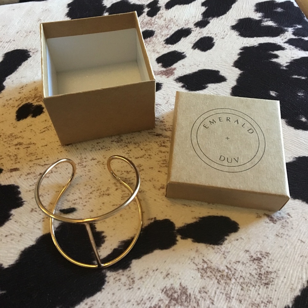 SOLD Never Worn Emerald Duv Cuff