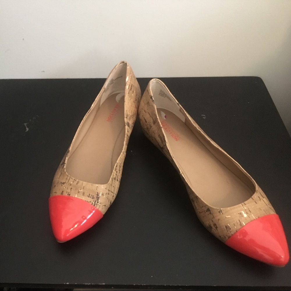 ❤️🎉SUMMER SALE: Never worn flats!