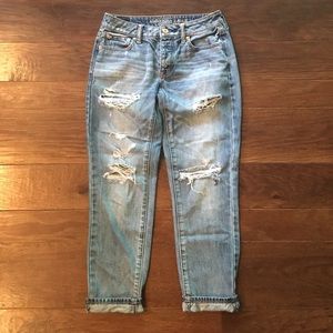 American Eagle Outfitters Boy crop