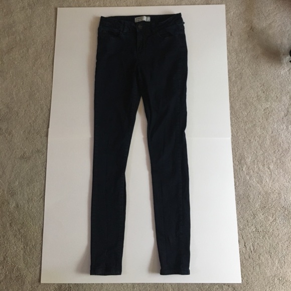 BLACK COTTON ON SKINNY JEANS - Picture 2 of 2