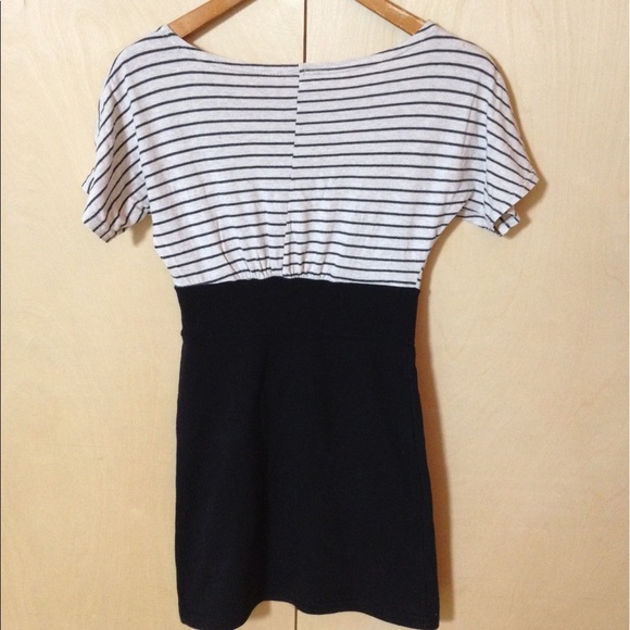 SJ Company cute dress jersey material maybe size 4 - Picture 3 of 4