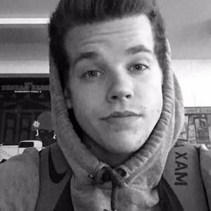 Meet your Posher, Brandon