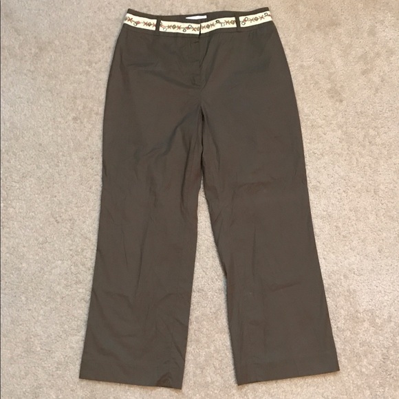 Woman's Kookai Capri pants. - Picture 1 of 5