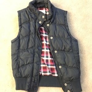 Navy puffer vest