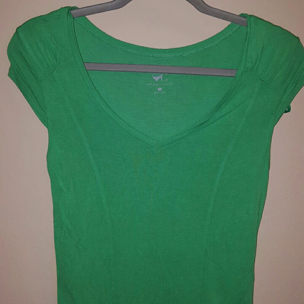 NY&CO Cute tshirt