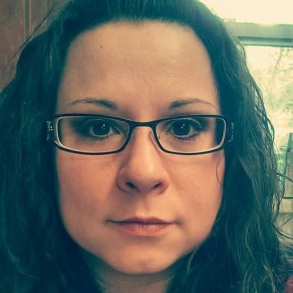 Meet your Posher, Danielle - Picture 1 of 1