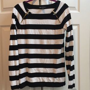 Black/white striped sweater with zipper details