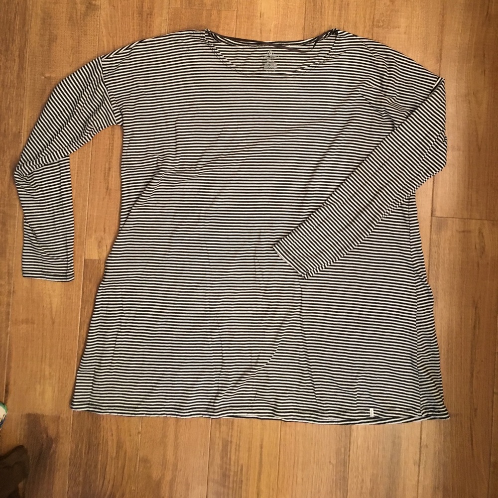 VOLCOM long sleeve dress