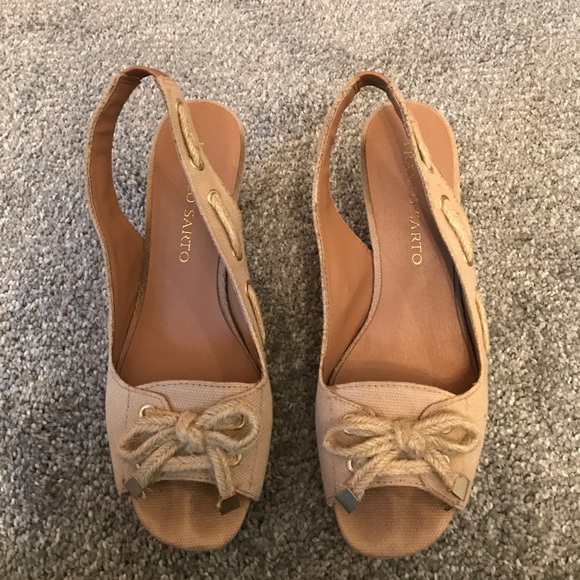 Franco Sarto Wedges - Picture 2 of 3