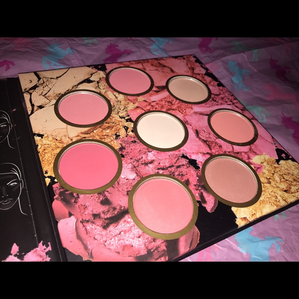 Blush & Highlighter Palette Ellen Tracy