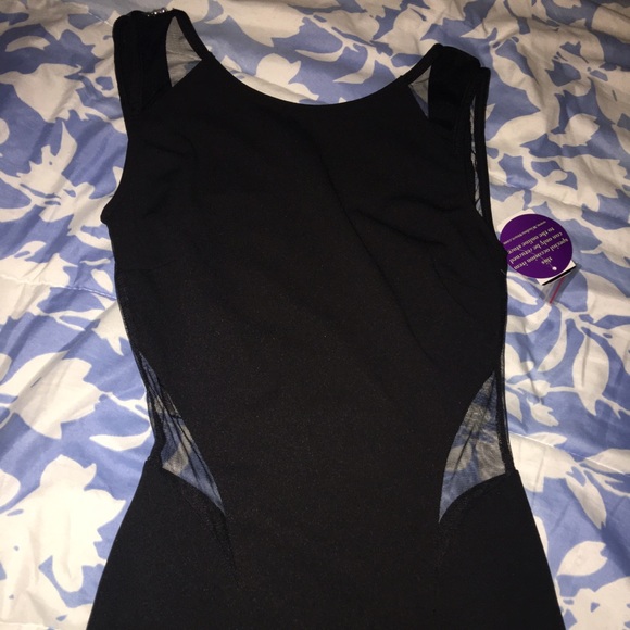 Windsor Dress - Picture 4 of 5