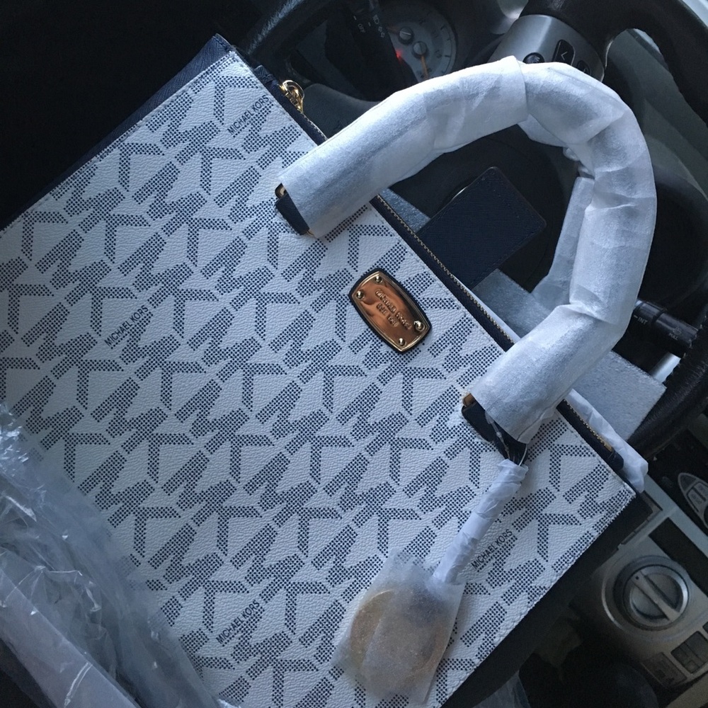 New Michael kors bag 💼