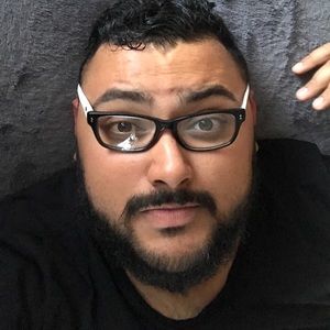 Meet your Posher, Mauricio a