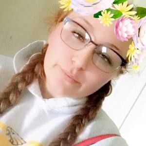 Meet your Posher, Tabitha