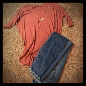 Express 3/4 sleeve top