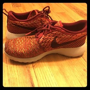 Nike FlyKnit Running Sneaker - lightly used