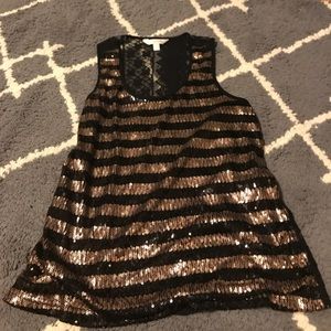 Black and gold sparkle tank top w/ lace on back