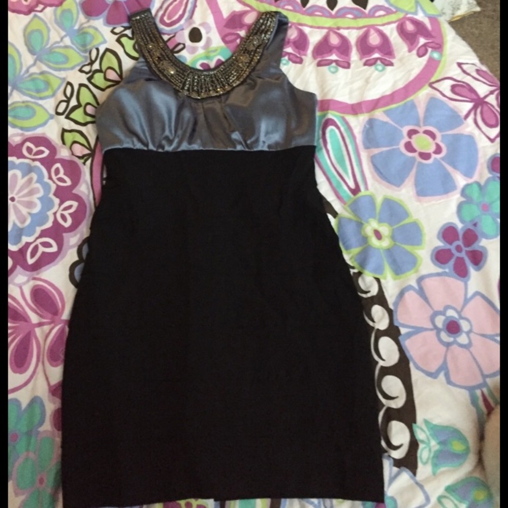 Cocktail/party/wedding guest dress