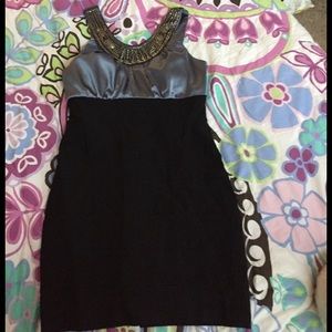 Cocktail/party/wedding guest dress