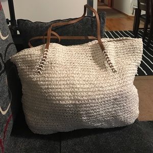 Bass crochet bag