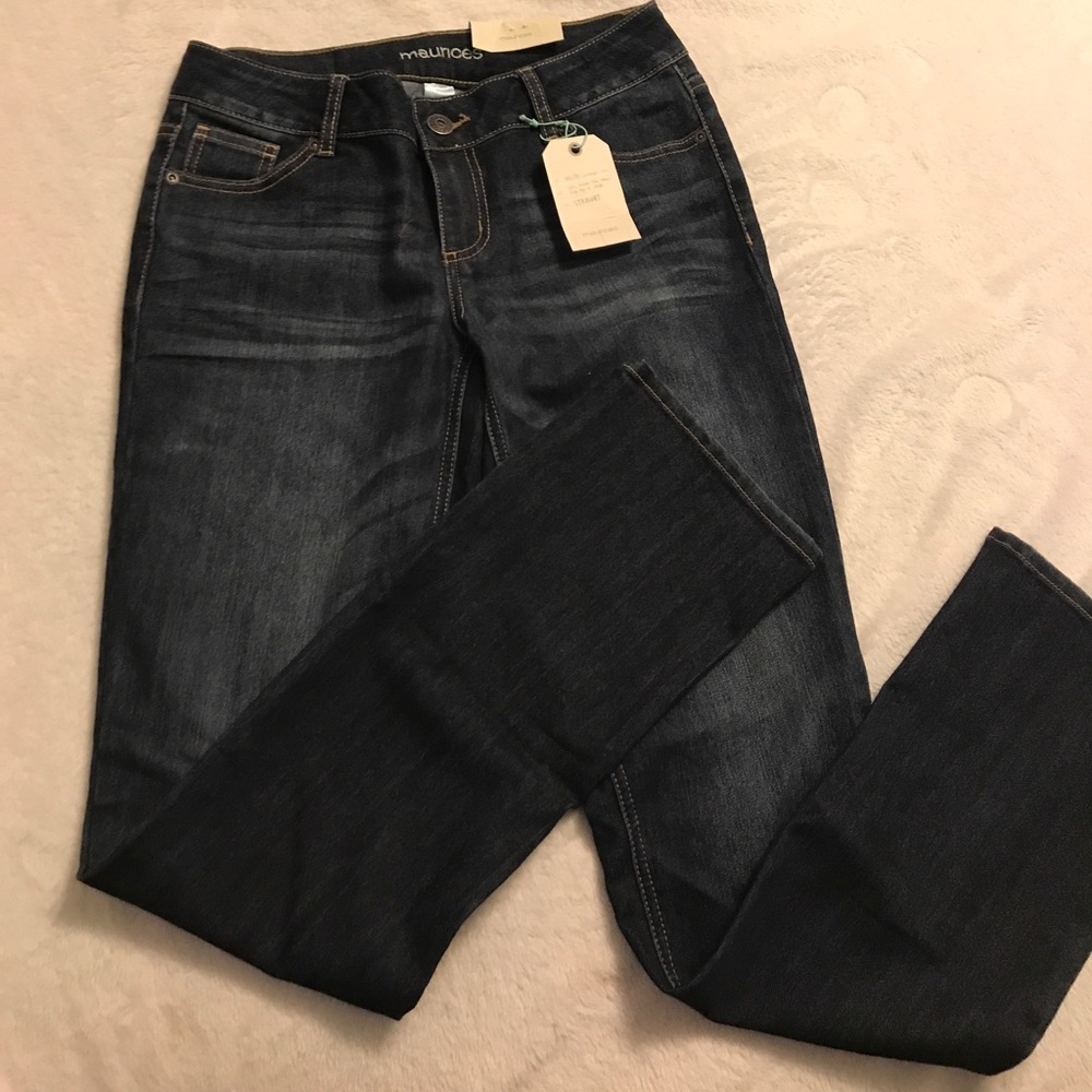 Brand new Maurice's dark wash jeans