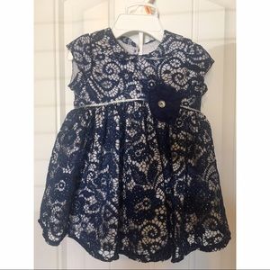 Macy's 12M dress