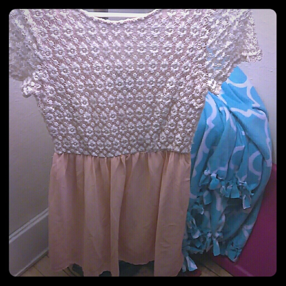 Pretty pink dress worn a handful of times